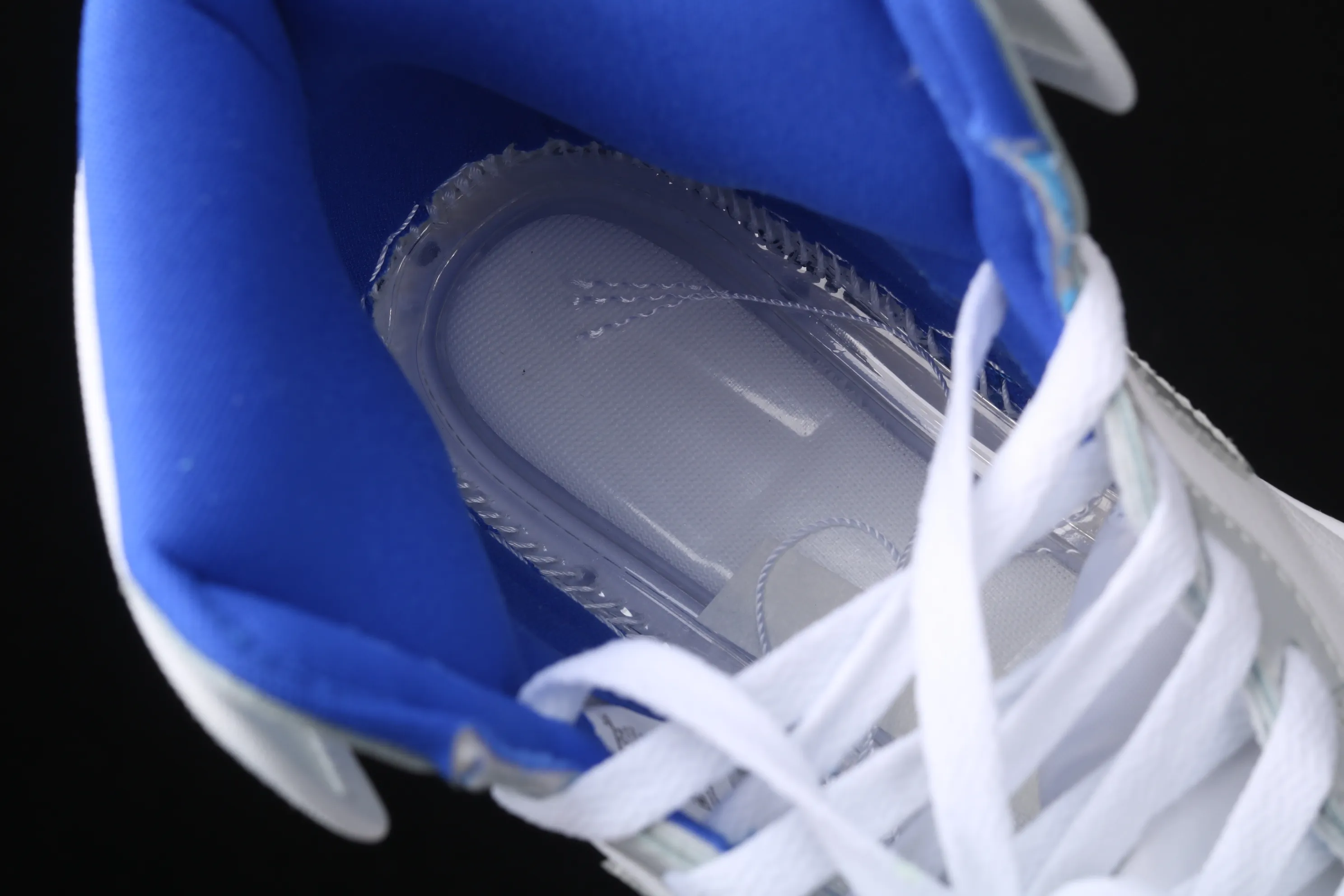 All categories Air Jordan Jordan series basketball shoes Air Jordan 1 High pure original version Air Jordan 1 High Zoom R2T AJ1 Joe 1 white gray blue patent leather gradient crystal bottom CK6637-104
